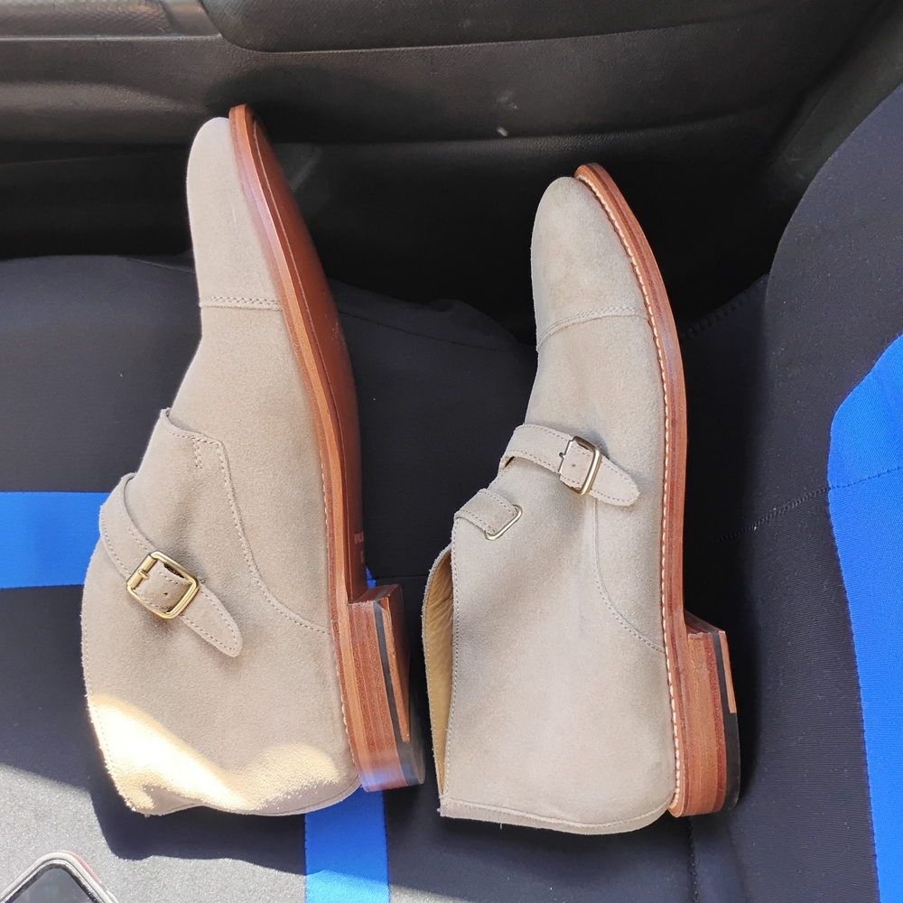Michael Bastian Tan Chukka B size 8 1/2 in Mexico ok like size 10 USA 🇺🇸 
Thanks